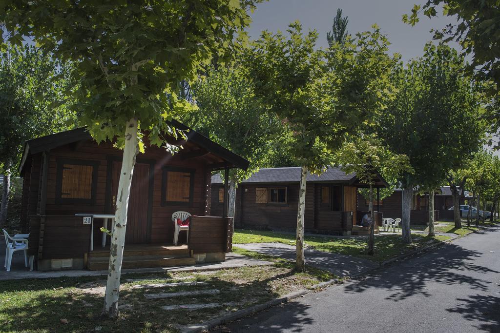 Camping & Bungalows Ligueerre De Cinca Εξωτερικό φωτογραφία